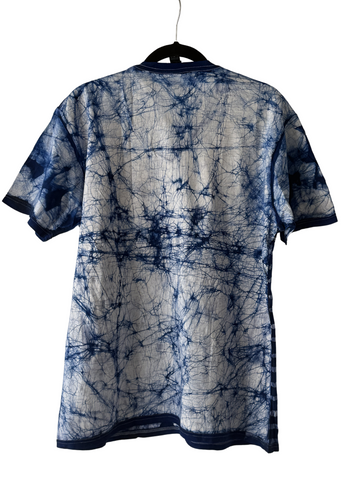 Blue and White Batik V Neck with Bogolan Patterns | Contemporary and Colorful Ensemble